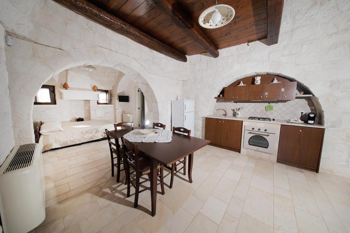 Trulli Arco Antico Villa Locorotondo Exterior photo